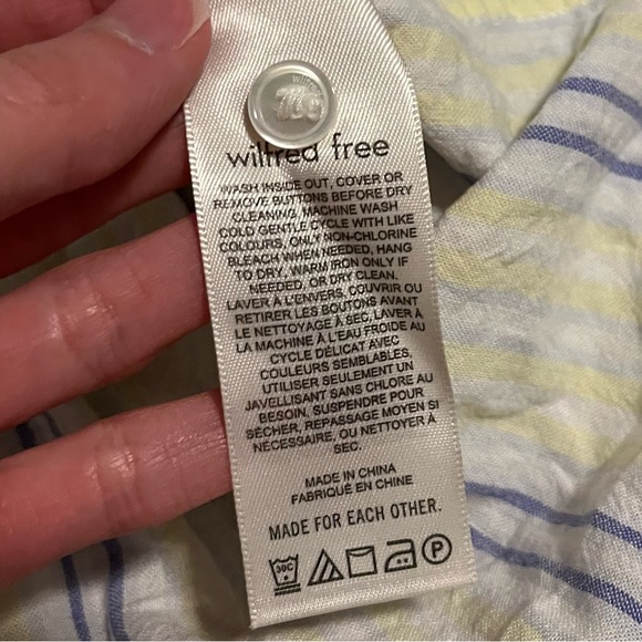 Aritzia Wilfred Free Relaxed Shirt - Picture 3 of 8
